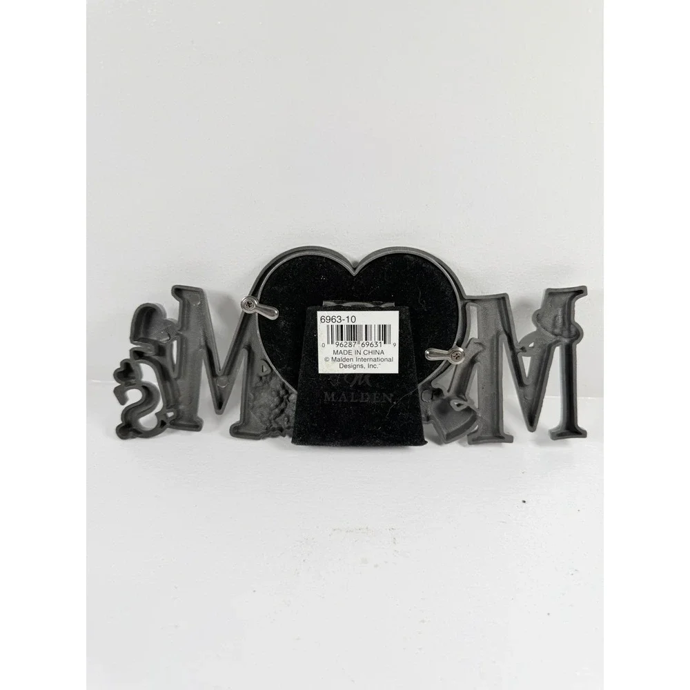 Silver WEDDING PICTURE FRAME MR & MRS metal Mantle Desk Shelf 8